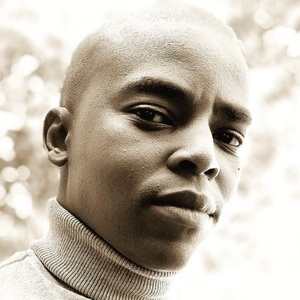 Loyiso MacDonald Headshot 3 of 6