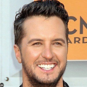 Luke Bryan at age 39