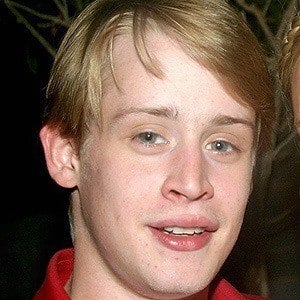 Macaulay Culkin Headshot 8 of 10