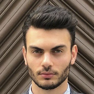 Mahmod Isawi Headshot 8 of 10