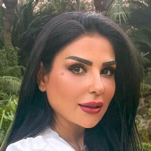 Malayeen Karim Headshot 4 of 8