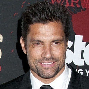 Manu Bennett at age 43