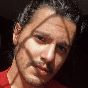 Marcos Najar Headshot 6 of 10