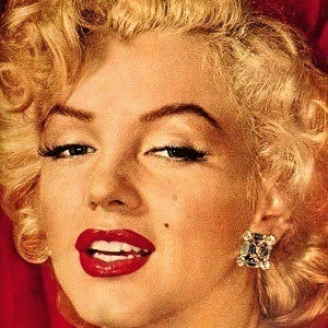 Marilyn Monroe Headshot 4 of 10