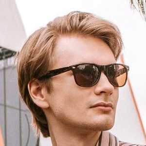 Maxim Kuzlin Headshot 4 of 4