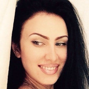 Megan Volkova Headshot 4 of 10