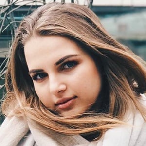 Melisa Beleli Headshot 3 of 6