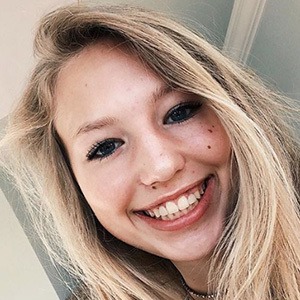 Mia Haglund Headshot 3 of 10