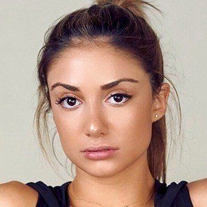 Milan Agnone Headshot 3 of 10