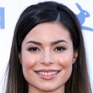 Miranda Cosgrove Headshot 9 of 9