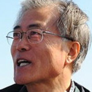 Moon Jae-in Headshot 3 of 5