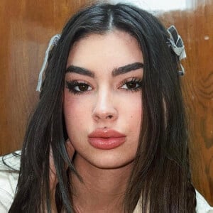Naila Lesan Headshot 2 of 6