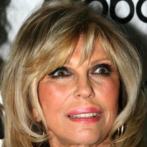 Nancy Sinatra Headshot 5 of 6