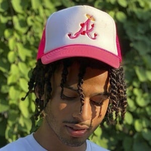 Natee B Headshot 9 of 10