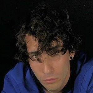Nick de la Hoyde Headshot 8 of 10