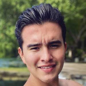 Pablo Chagra at age 27
