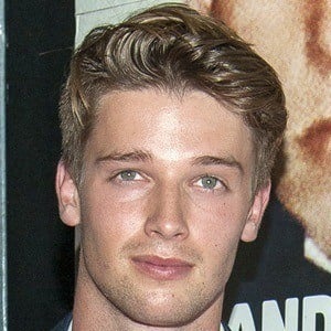 Patrick Schwarzenegger at age 19