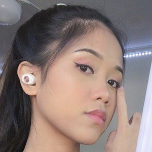 Pearl Grace Dela Paz Headshot 4 of 10