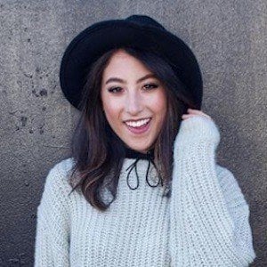Rachel Fenton Headshot 9 of 10