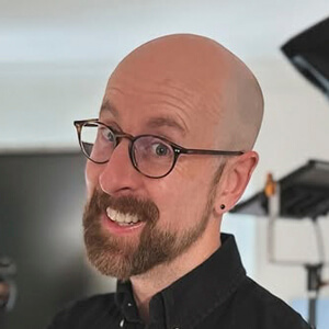 Richard Venner Headshot 3 of 4