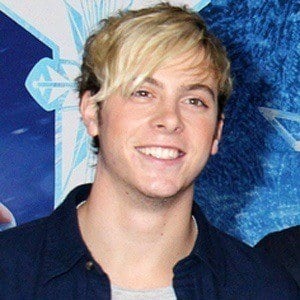 Riker Lynch at age 22