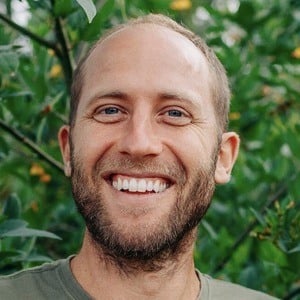 Rob Greenfield Headshot 4 of 6