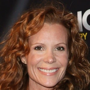 Robyn Lively Headshot 6 of 9