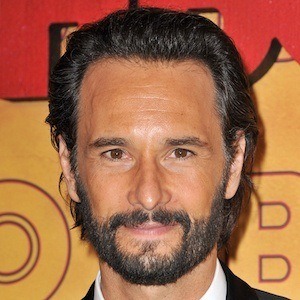 Rodrigo Santoro at age 42