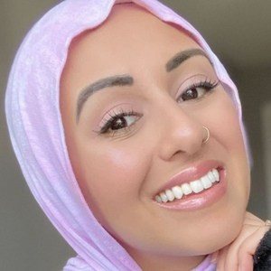 Sana Saleh Headshot 8 of 10