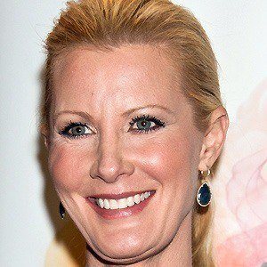 Sandra Lee Headshot 5 of 10