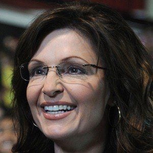 Sarah Palin Headshot 5 of 6