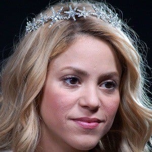 Shakira Headshot 7 of 7