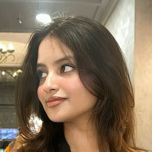 Shanaya Sharma Headshot 2 of 2
