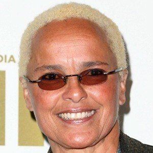 Shari Belafonte Headshot 2 of 5