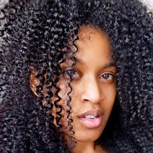 Shawntas Way Headshot 5 of 6