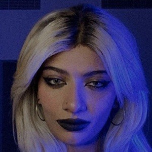 Shaziya Ashraf Headshot 6 of 10