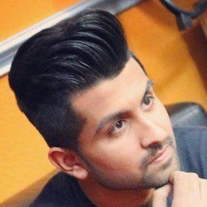 Shehryaar Asif Headshot 9 of 10