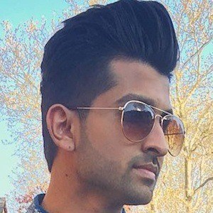 Shehryaar Asif Headshot 10 of 10