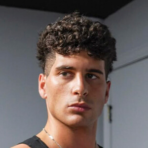Stef Meyers Headshot 4 of 6