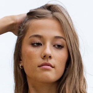 Summer Marshall Headshot 3 of 10