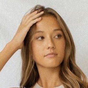 Summer Marshall Headshot 8 of 10