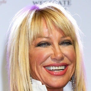 Suzanne Somers Headshot 4 of 4