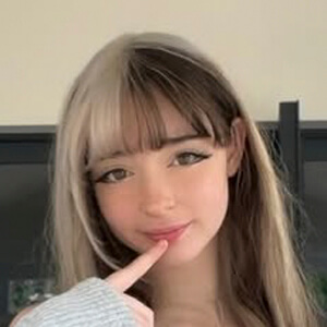 Tenshi Headshot 4 of 6