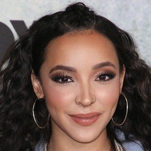 Tinashe at age 25