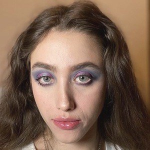 TinyJewishGirl Headshot 10 of 10