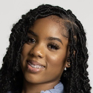Meniyah Biscette Headshot 11 of 12