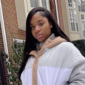 Meniyah Biscette Headshot 5 of 12