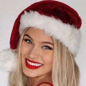 Tommi Rose Headshot 6 of 10