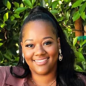 Trendycurvy Headshot 4 of 6