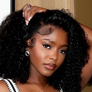 Tye Awoso Headshot 2 of 8